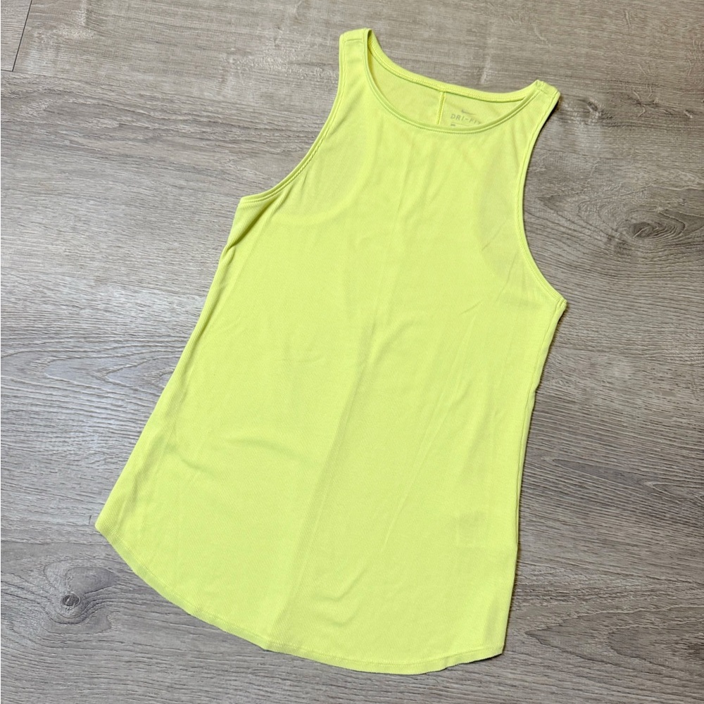 •NIKE• TANK TOP